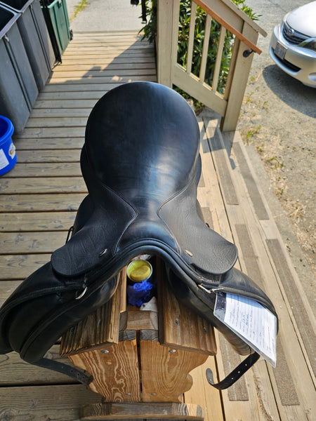 17.5" JRD Custom Dressage Saddle