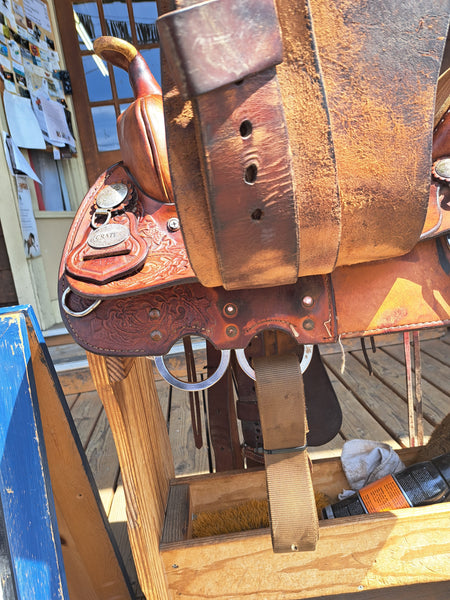 15" Crates Western Trail Saddle