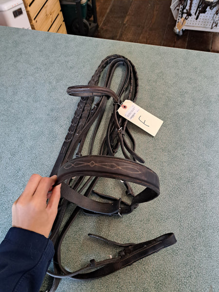 Hunt Bridle - Full