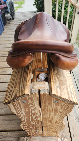 18" Antares Jump Saddle