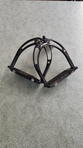 Jin Stirrup Irons