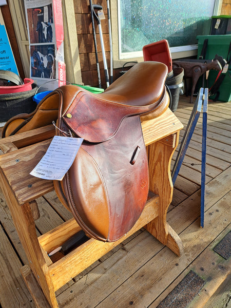 16.5" Collegiate Ruiz Diaz Close Contact Jump Saddle