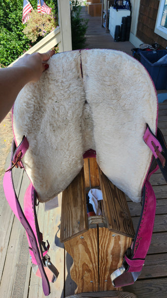 SOLD 15" Hilason Barrel Trail Saddle
