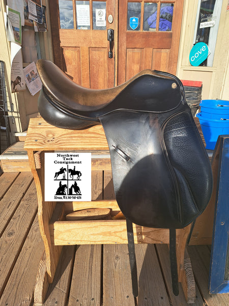 18" Rembrandt Integra Dressage Saddle