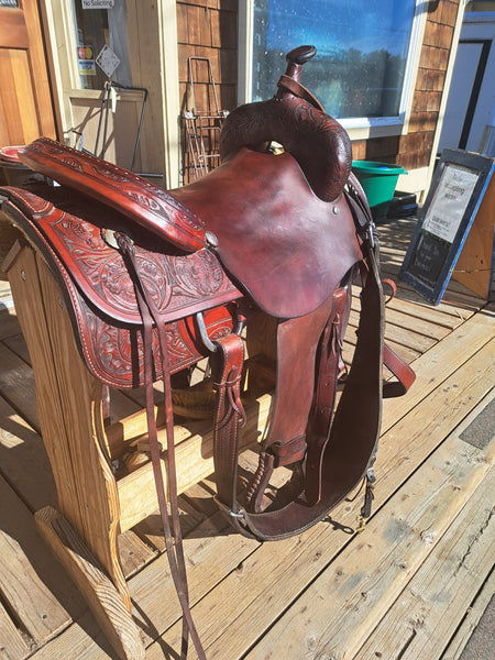 16" Rocking R Cutting Saddle