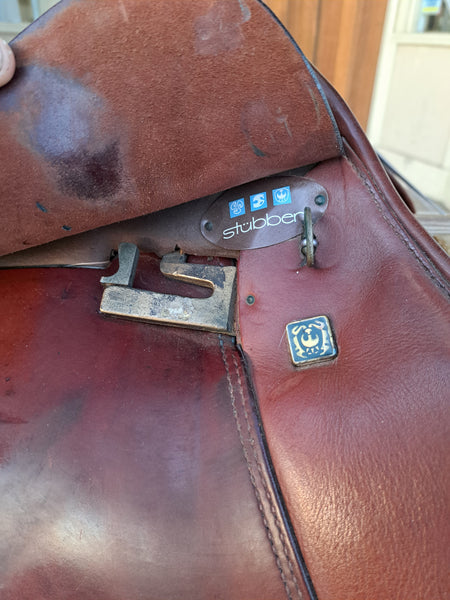 ON TRIAL 17" Stubben Edelweiss Close Contact Jump Saddle
