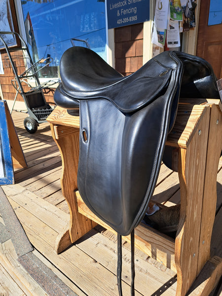 18" M. Toulouse Monoflap Dressage Saddle