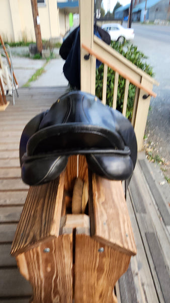 18" Pro Trainer Zurich Dressage Saddle