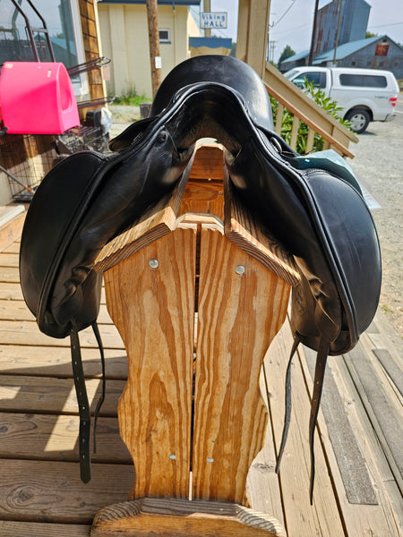 17" Prestige X D2K Zero Dressage Saddle