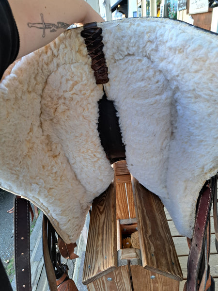 16" Montana Saddlery Roping Saddle
