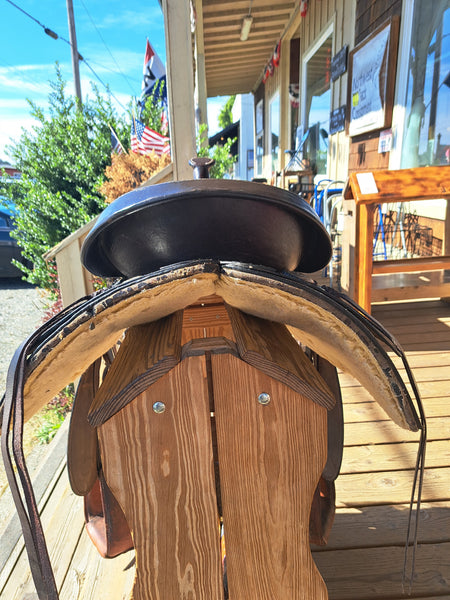 17" King Series Lightweight All Around Western Trail Saddle