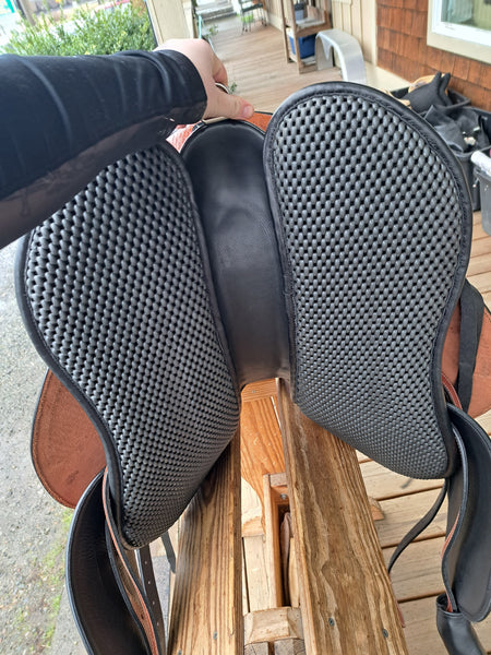 15" Hyperi Scottsdale Endurance Saddle