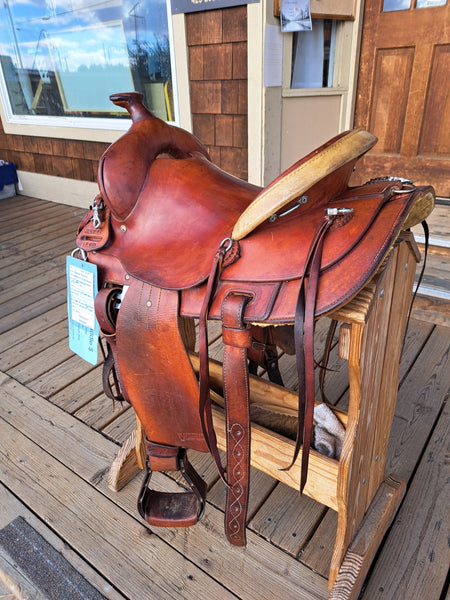 15" Sharon Saare western endurance saddle