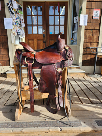 16" Crates Round Skirt Western Trail Saddle