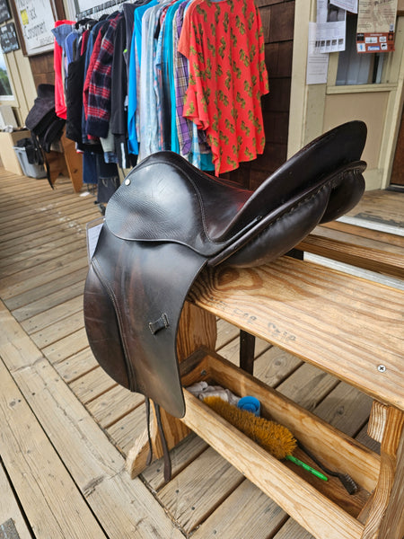 17" County Continental Dressage Saddle