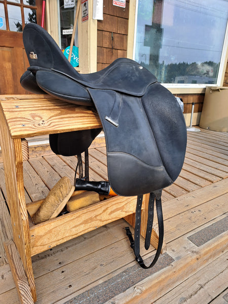 16.5" Wintec Isabell Werth Dressage Saddle