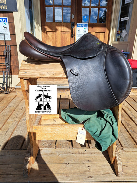 17.5" County Sensation Jumping Saddle