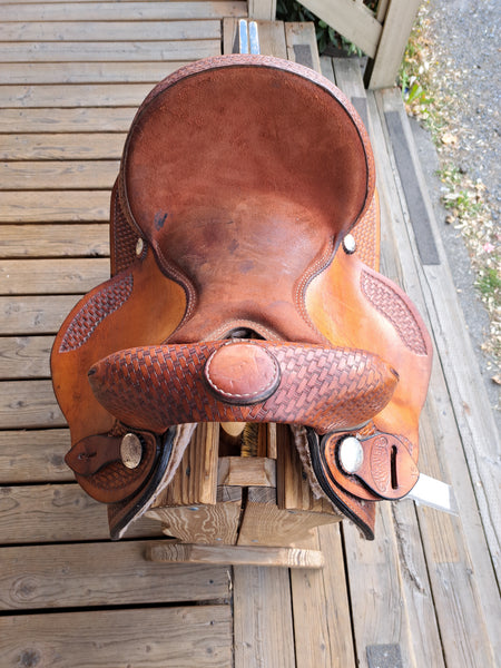 15" Weaver Western Saddle