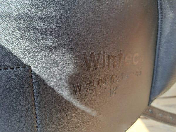18" Wintec Pro Endurance Saddle Package