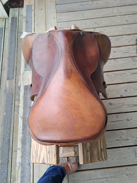 17" HDR Close Contact Saddle