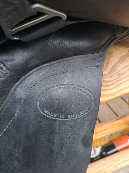 17.5" Kent & Masters MDR Standard Wither Dressage Saddle