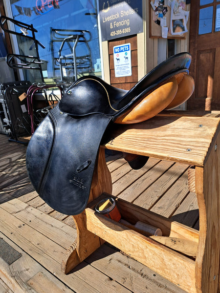 17" Stubben Siegfried VSD Dressage Saddle