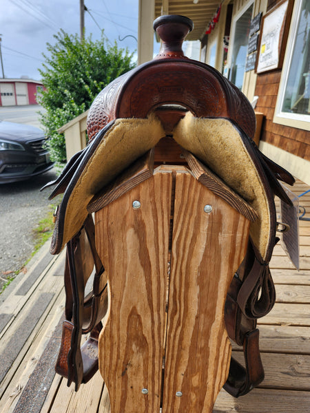 16" Champion Turf Show Saddle