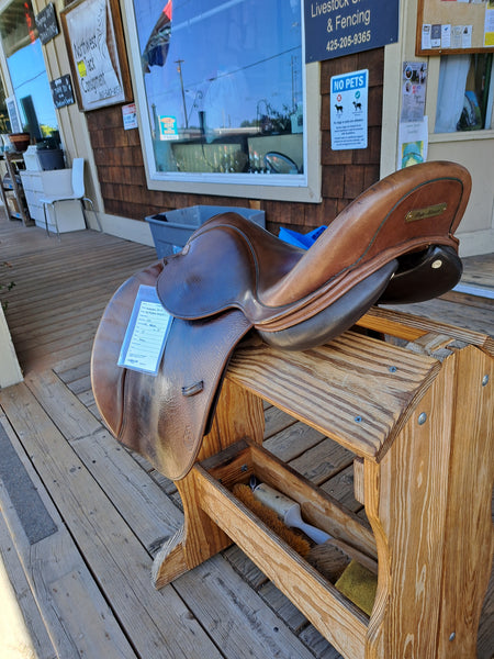 17.5" Hampton & Scott All Purpose English Saddle