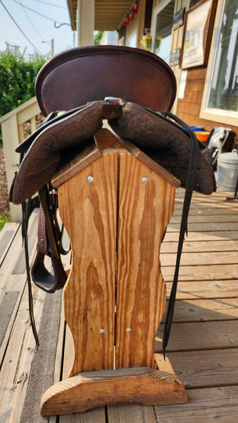 17.5" Tucker Square Skirt Western Trail Saddle