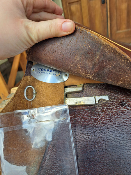 16.5" Courbette Classic All Purpose Saddle