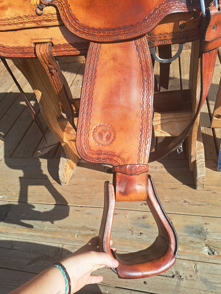 16" Circle Y Flex-Lite Durango Mule Trail Saddle