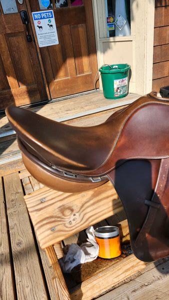 17.5" Thoroughbred All Purpose English Saddle