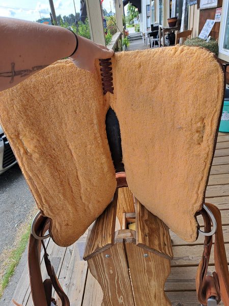 14" Circle Y Barrel Saddle