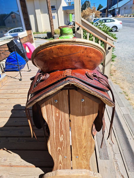 15.5" Circle T Wade Ranch Western saddle