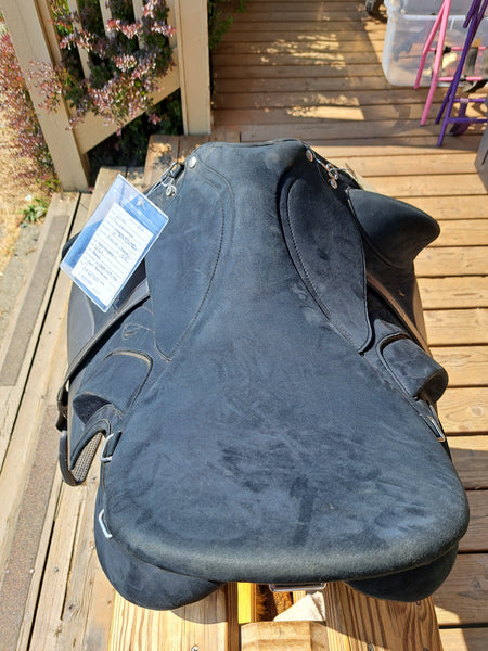 18" Wintec Pro Endurance Saddle Package