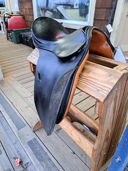 16.5 Stubben Tristan Dressage Saddle