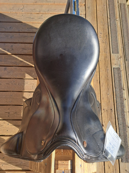 18" Prestige OptiMax Dressage Saddle