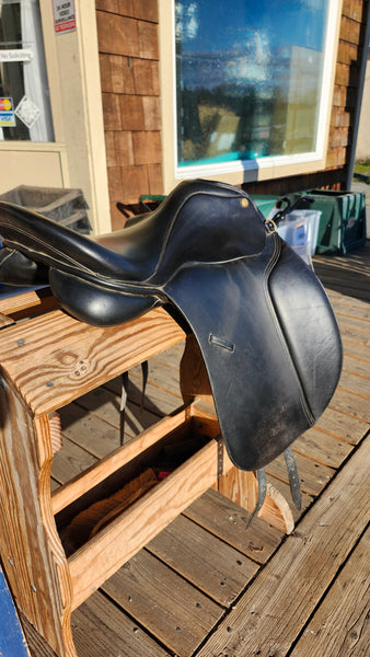 17" Circuit Dressage Saddle