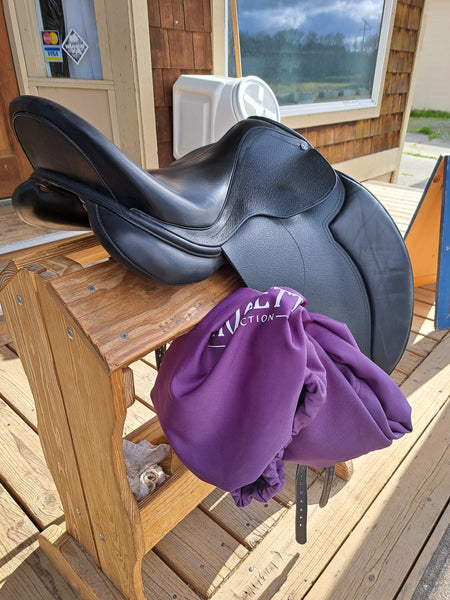 17.5" Cavaletti Dressage Saddle