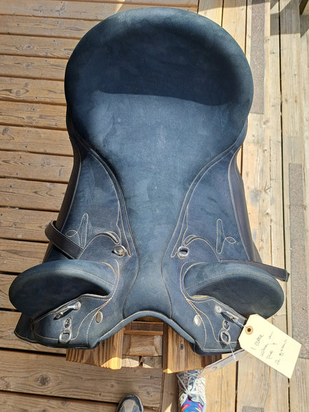 XL Wintec Pro Hart Australian Stock Saddle
