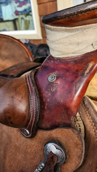 15.5" Adobe Walls Wade Ranch Roper Saddle