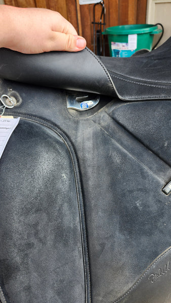 17.5" Wintec Isabell Werth Dressage Saddle - CAIR