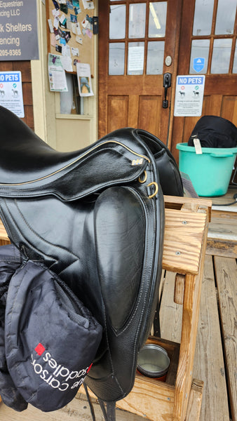 17.5" Sue Carson Kestrel MonoFlap Dressage Saddle