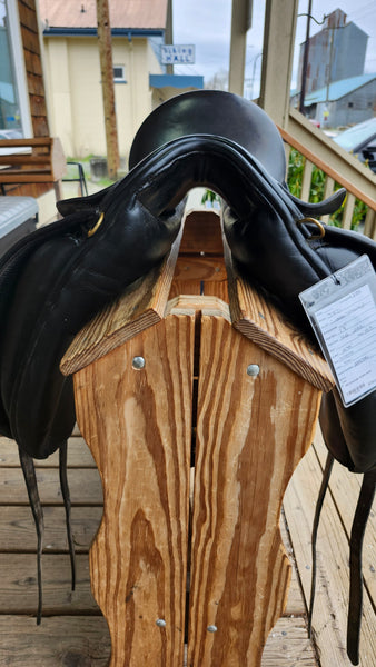 17" JRD Dressage Saddle