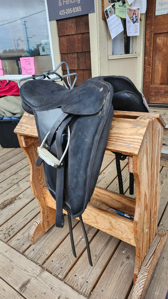 18" Wintec Dressage Saddle