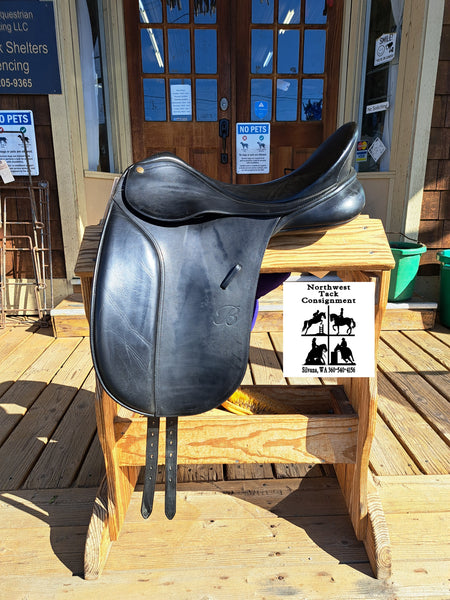 17.5" Bates Caprilli Dressage Saddle
