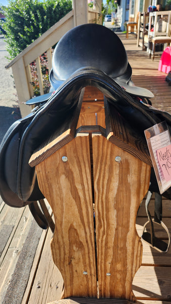 18" Duett Encore Dressage Saddle