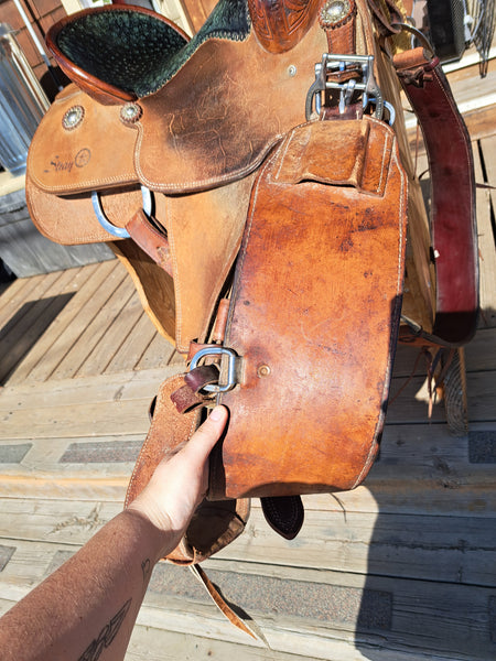 15" Stray Star Custom Roping Saddle Package