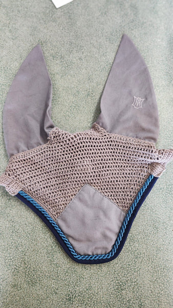 Mattes Ear Bonnet