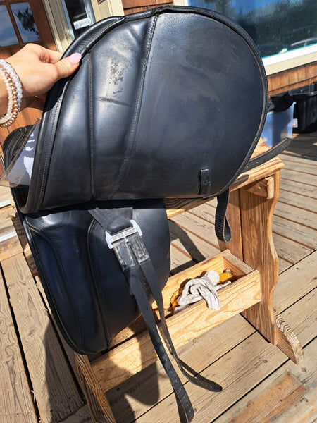 17" Laser Dressage Saddle